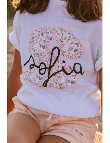 Camiseta con inicial