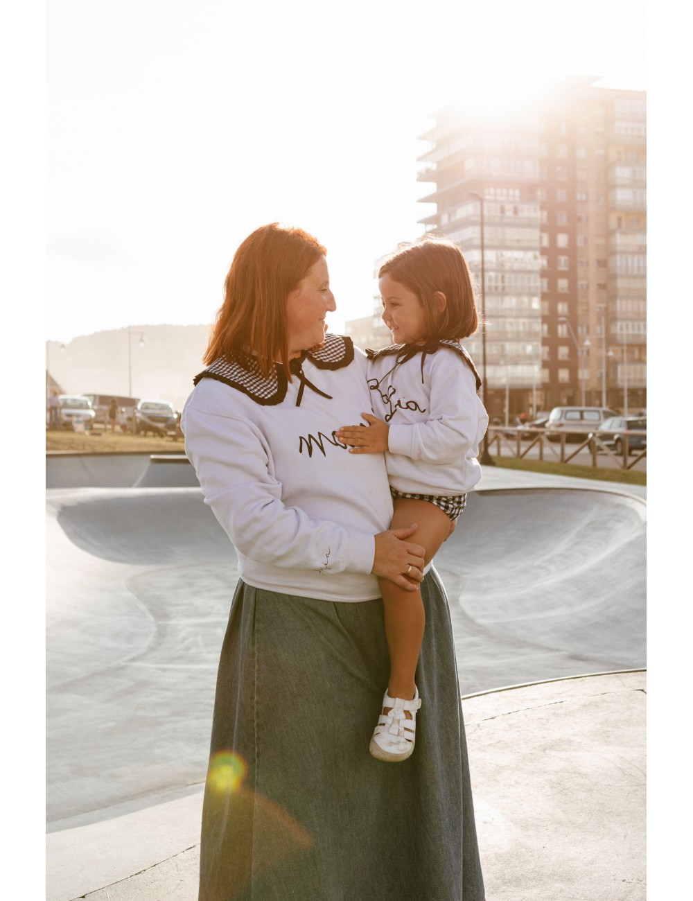 Sudadera Mami Basic